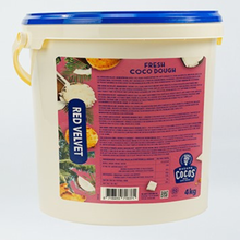 Bild in Galerieansicht laden, Red Velvet